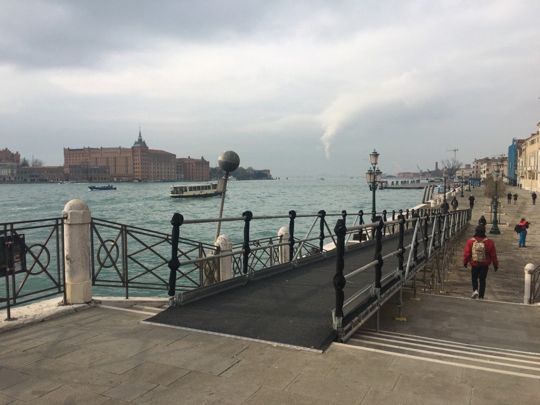 Venezia sempre più accessibile. Al via i lavori per le rampe alle Zattere