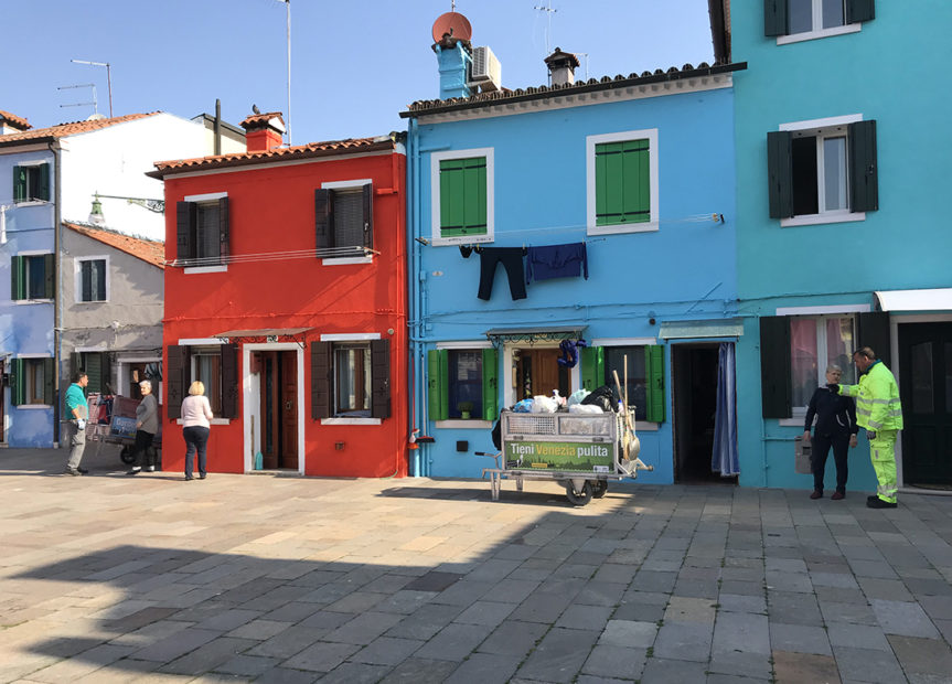 Burano e Mazzorbo: al via la raccolta dei rifiuti porta a porta