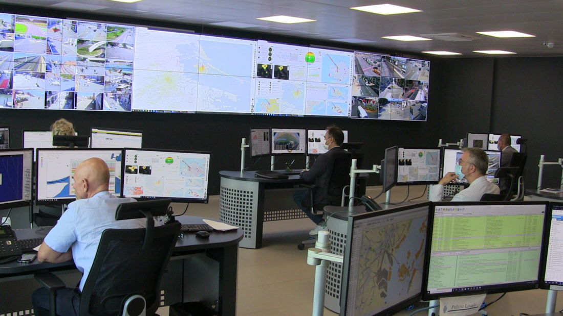 Smart Control Room