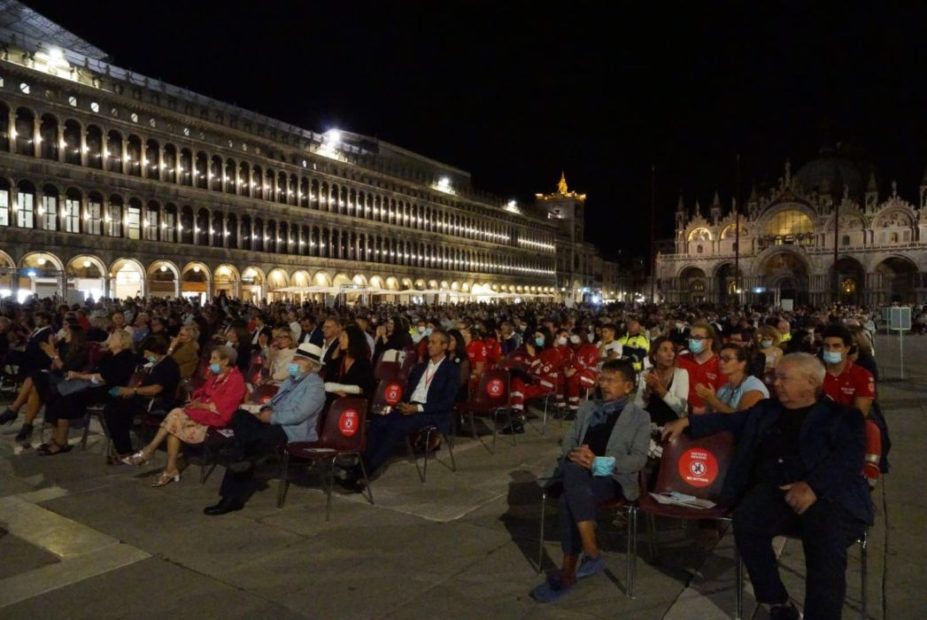 Il coro e l'orchestra della Fenice di nuovo in Piazza San Marco