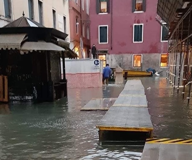 Venezia acqua alta 8 dicembre 2020