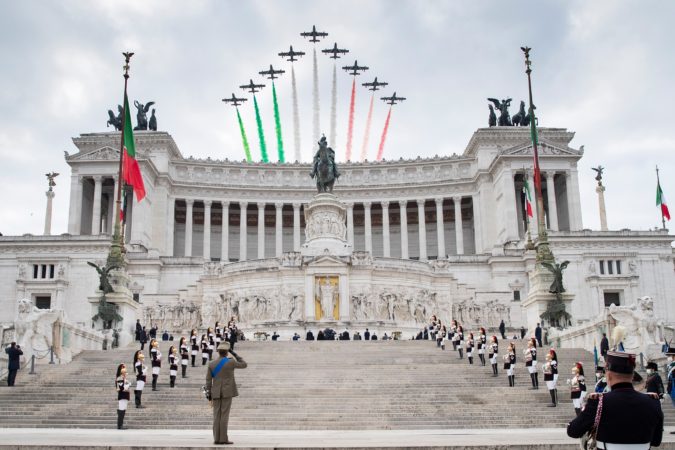 Frecce_Altare Patria- Fonte social Quirinale