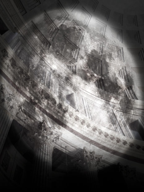 La proiezione lunare del Pantheon con InsideOut @Cosimo Scotucci
