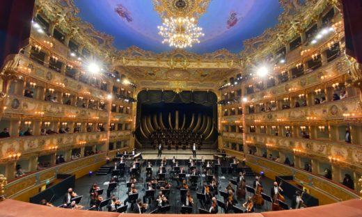 Teatro: a Venezia la Fenice riapre con i giovani