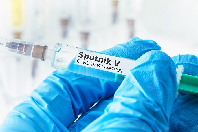 Vaccino Sputnik V: parte la sperimentazione a Roma e Ferrara