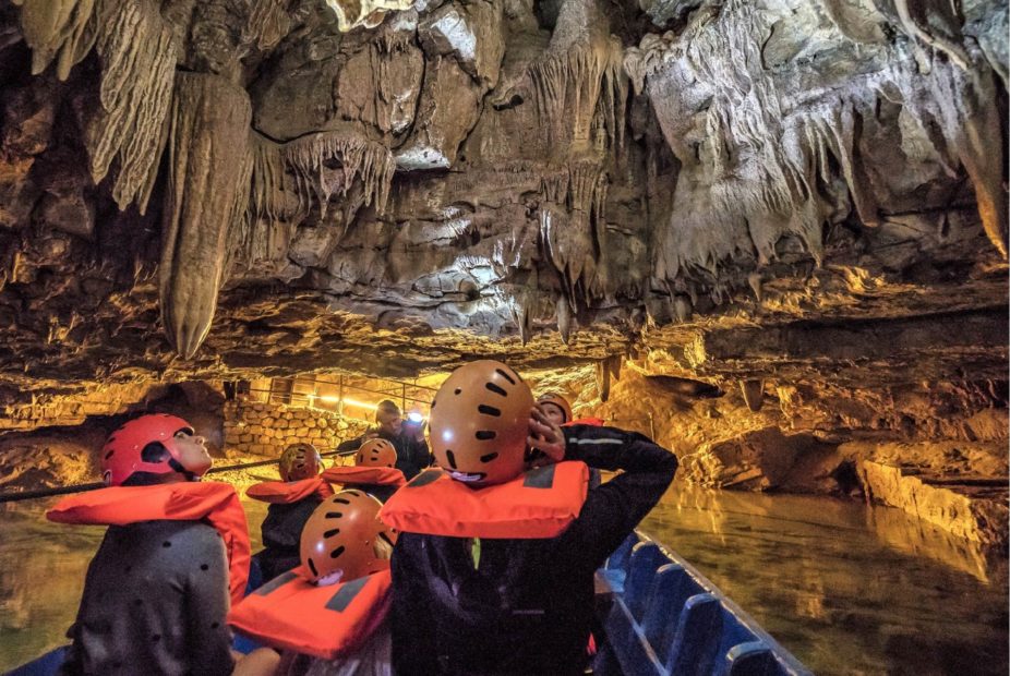 Grotte di Oliero: benvenuti nel mondo sotterraneo