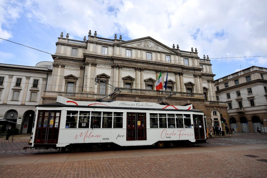 A Milano, un tram dedicato a Carla Fracci. Era quello che guidava il padre