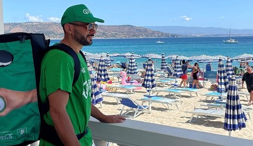 In Calabria via le lattine da spiagge e coste. Iniziativa di raccolta nei mesi di luglio e agosto