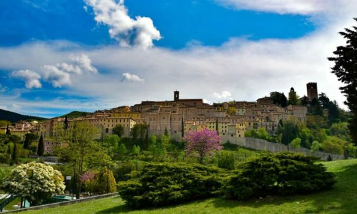 Il Touring Club ha assegnato le Bandiere Arancioni ai borghi d'Italia