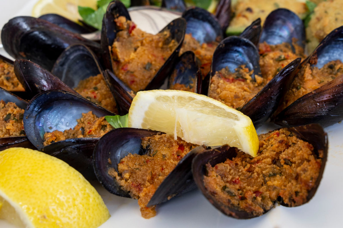 La sfida dei record a suon di cozze gratinate