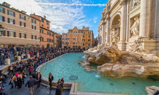 Giubileo: la Fontana di Trevi a numero chiuso