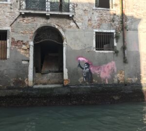 Banksy veneziano: un passo avanti verso il restauro?