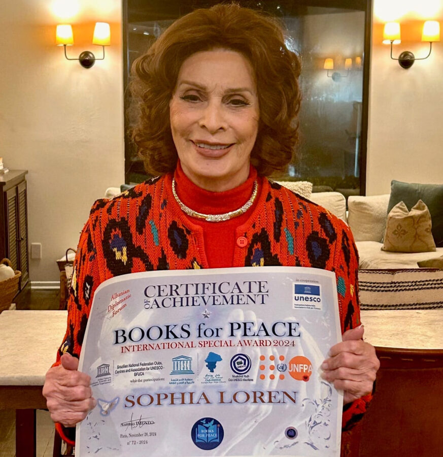 A Sophia Loren ed Edoardo Ponti il Books for Peace 2024