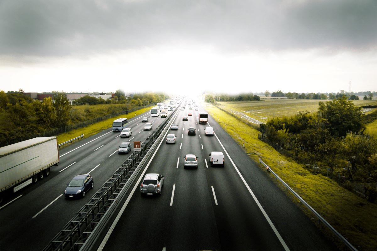 Autostrade e treni: sono già scattati i rincari 2025