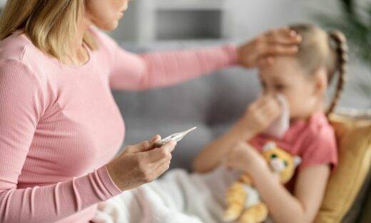 Influenza: è boom tra i bambini. Attenzione alle complicazioni